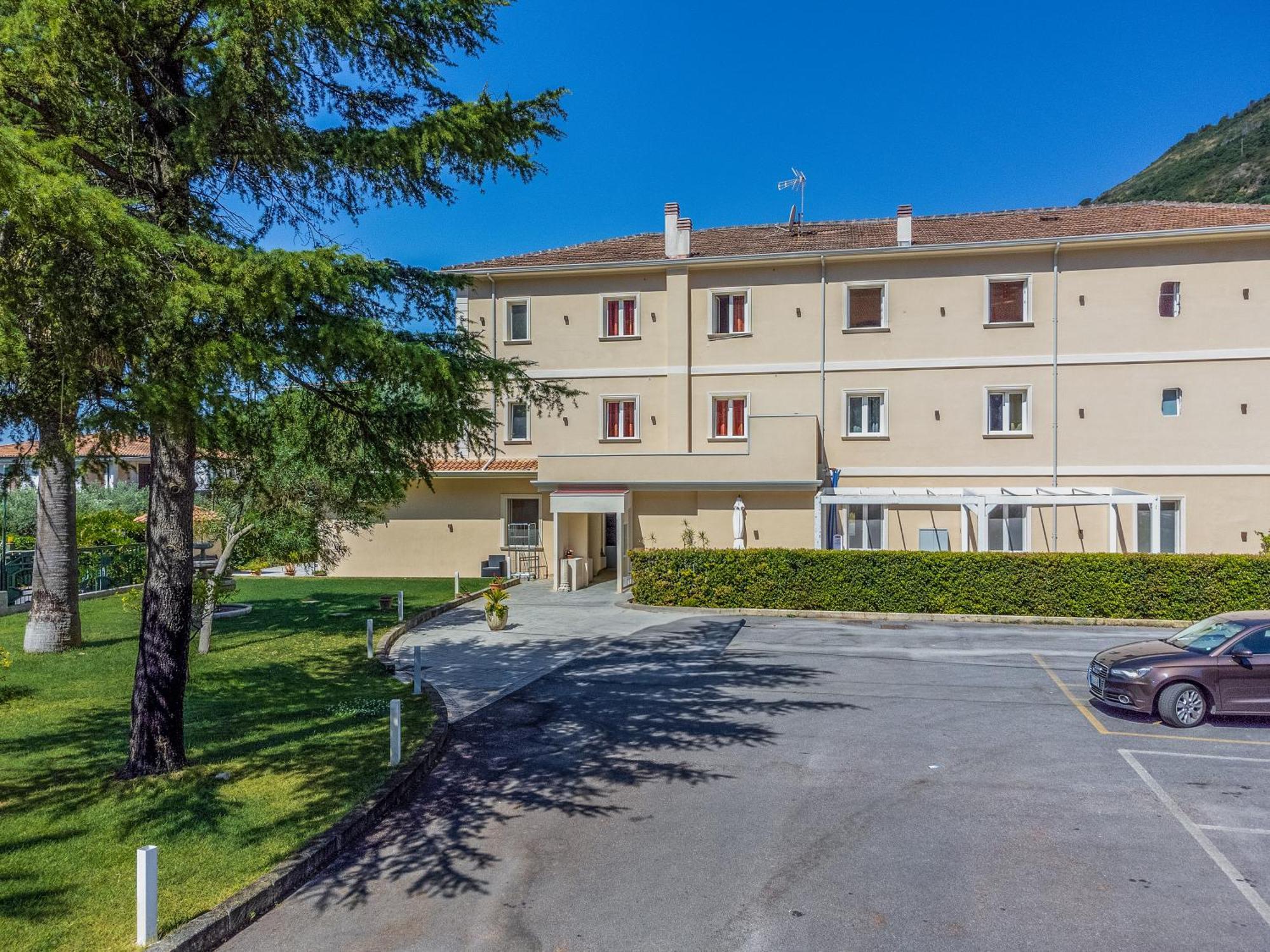 Hotel Ristorante La Mimosa Lamezia Terme Exterior foto