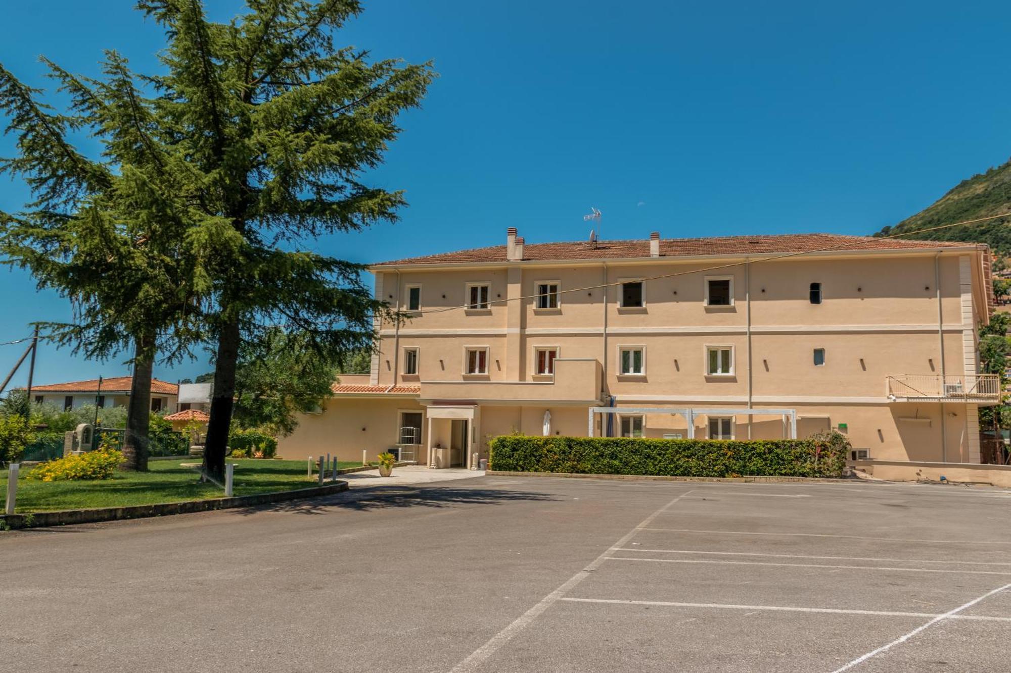 Hotel Ristorante La Mimosa Lamezia Terme Exterior foto