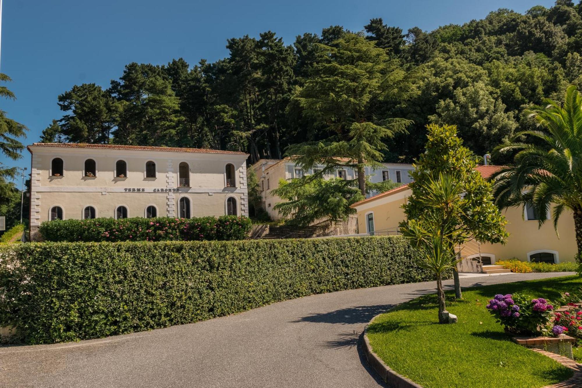 Hotel Ristorante La Mimosa Lamezia Terme Exterior foto