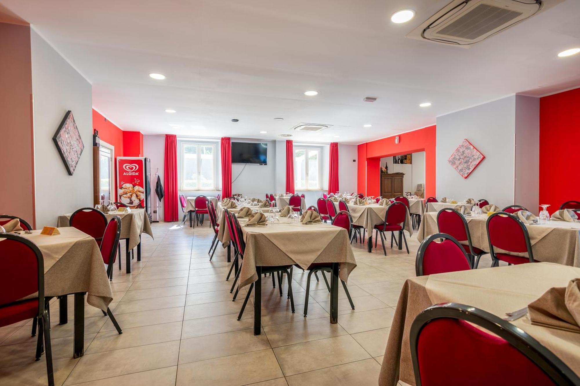Hotel Ristorante La Mimosa Lamezia Terme Exterior foto