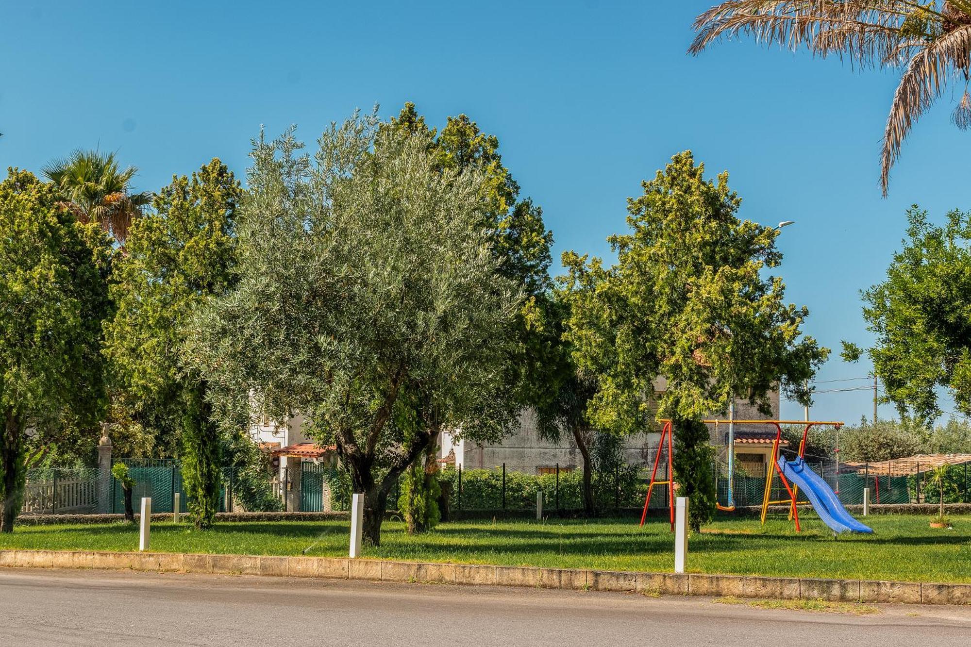 Hotel Ristorante La Mimosa Lamezia Terme Exterior foto